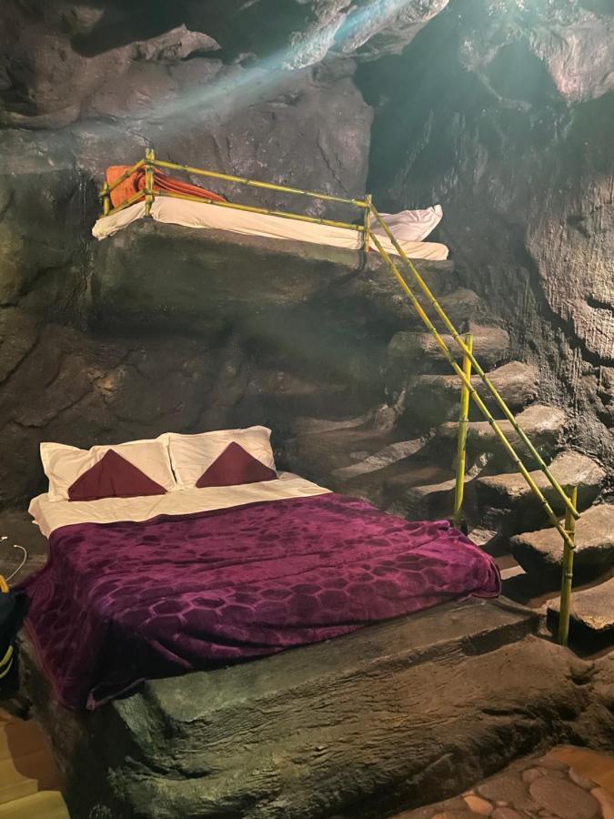 הוילה מדיקרי Rai'S Coorg Cave House מראה חיצוני תמונה